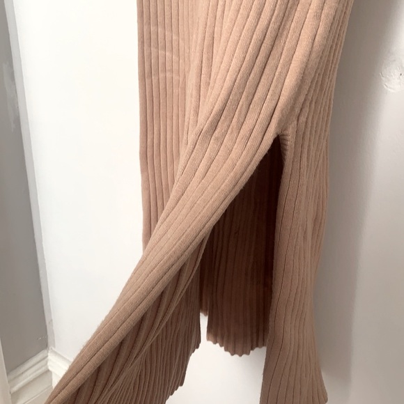 NWT WAYF x BFF Hollie Long Sleeve Sweater Dress S - Picture 5 of 9